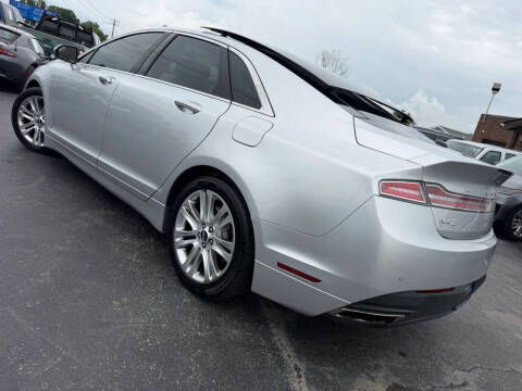 2016 Lincoln MKZ