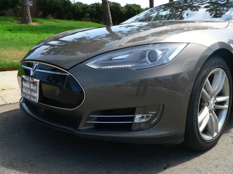 2015 Tesla Model S 70D