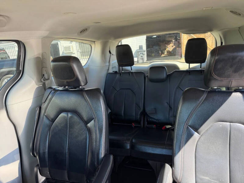 2017 Chrysler Pacifica
