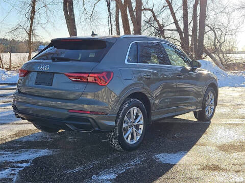 2022 Audi Q3 quattro S line Premium 45 TFSI