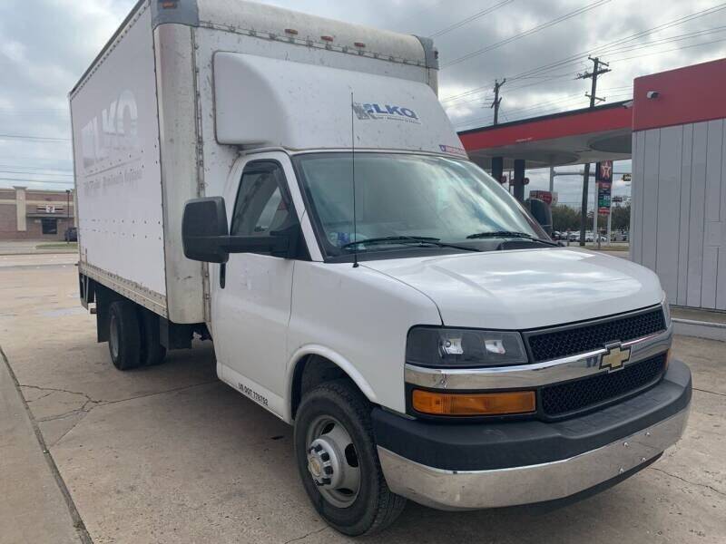2016 Chevrolet Express Cutaway for sale at Bad Credit Call Fadi in Dallas TX