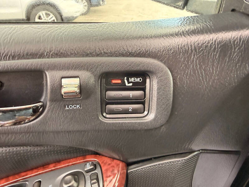 2005 Acura MDX Touring w/Navi w/RES