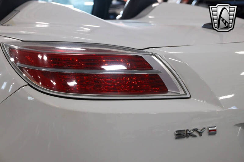 2008 Saturn SKY Red Line