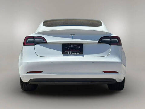 2019 Tesla Model 3 Standard Range Plus