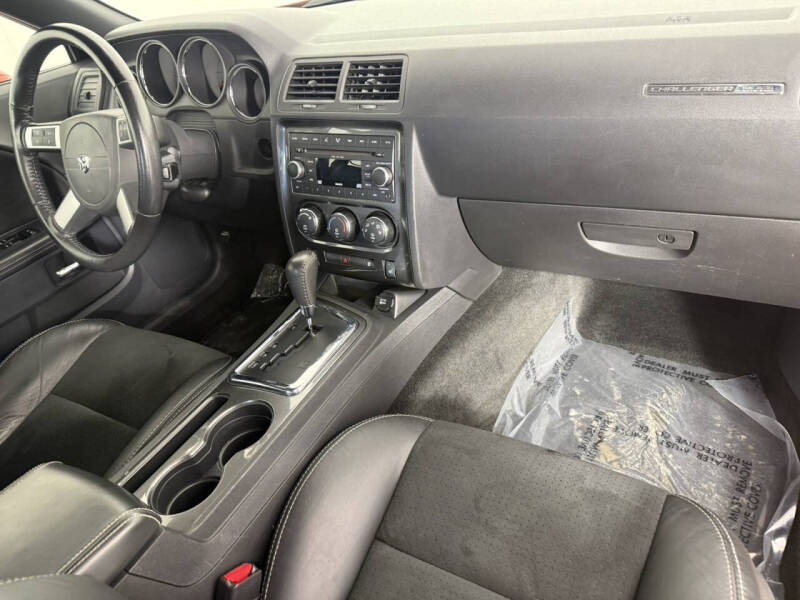 2008 Dodge Challenger SRT8