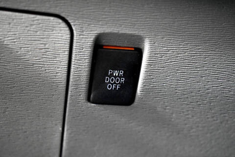 2014 Toyota Sienna XLE 7-Passenger