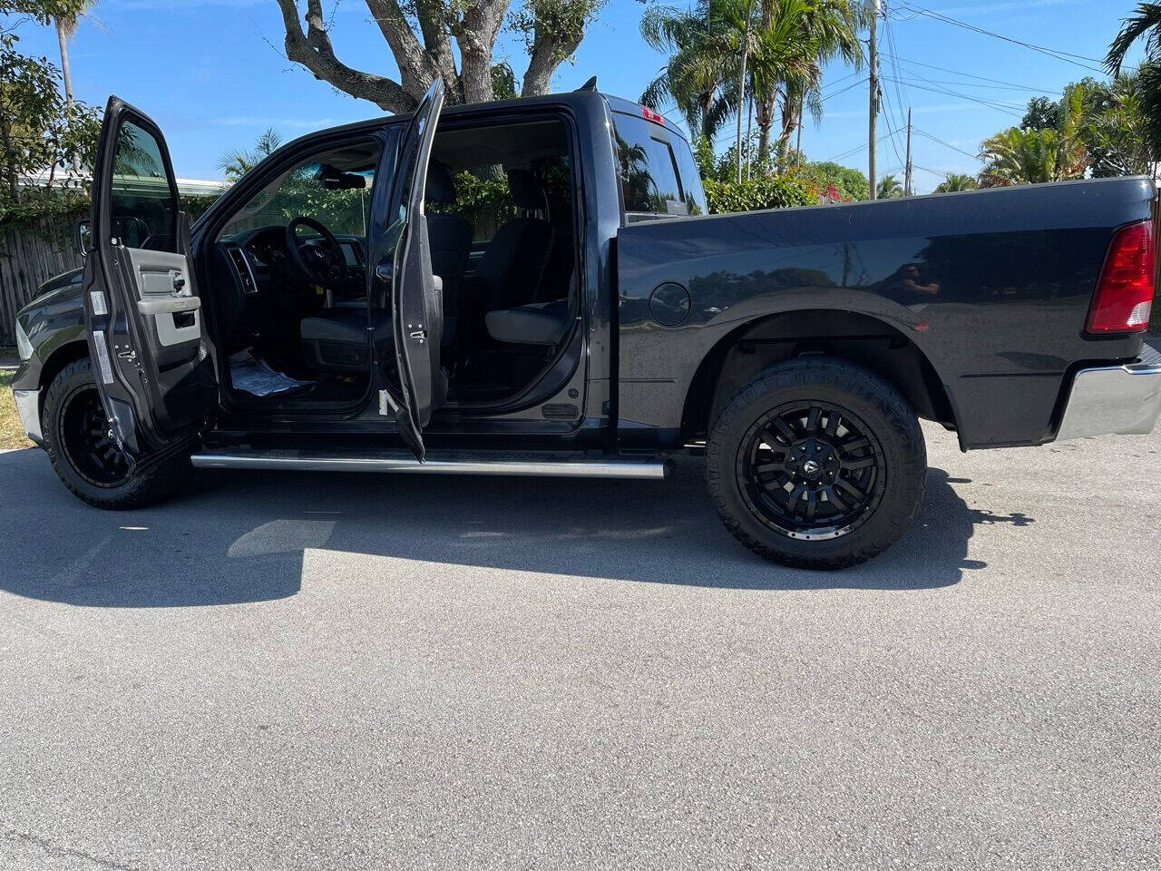 2015 RAM 1500  - $18,485