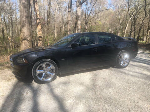 2014 Dodge Charger for sale at Monroe Auto's, LLC in Parsons TN
