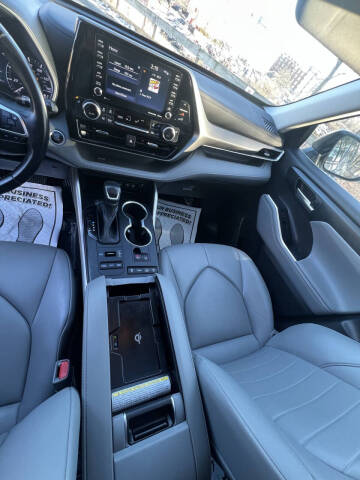 2020 Toyota Highlander XLE