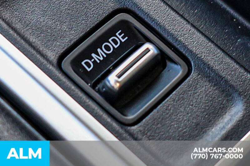 2023 Nissan Pathfinder SV