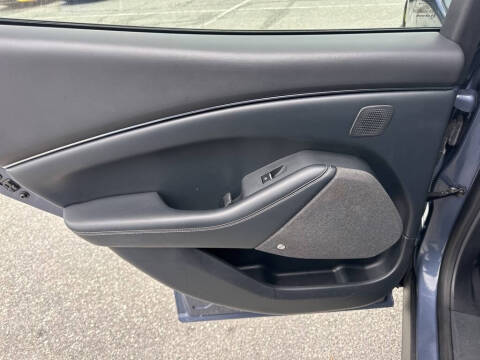 2021 Ford Mustang Mach-E Premium