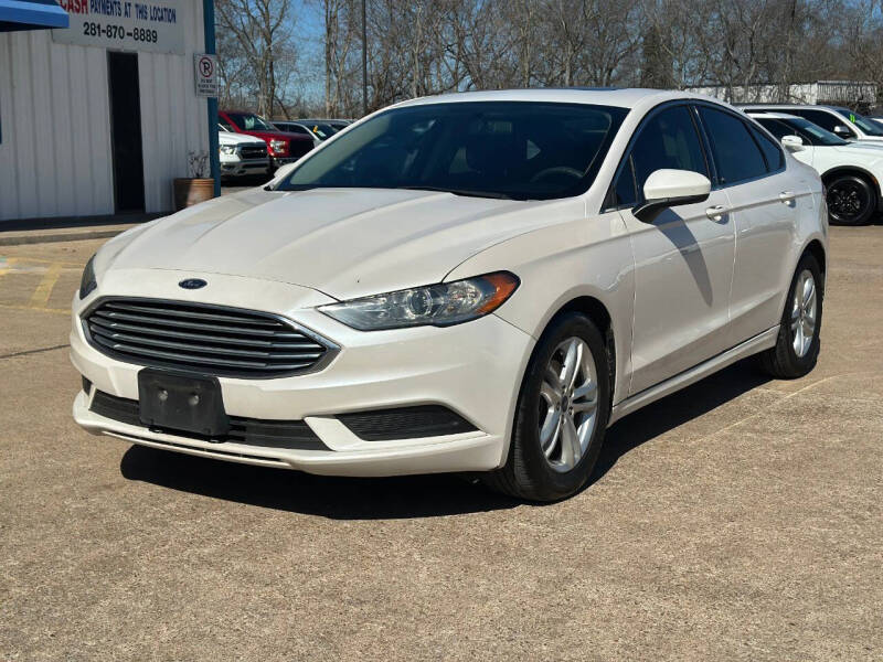 2018 Ford Fusion SE's photo