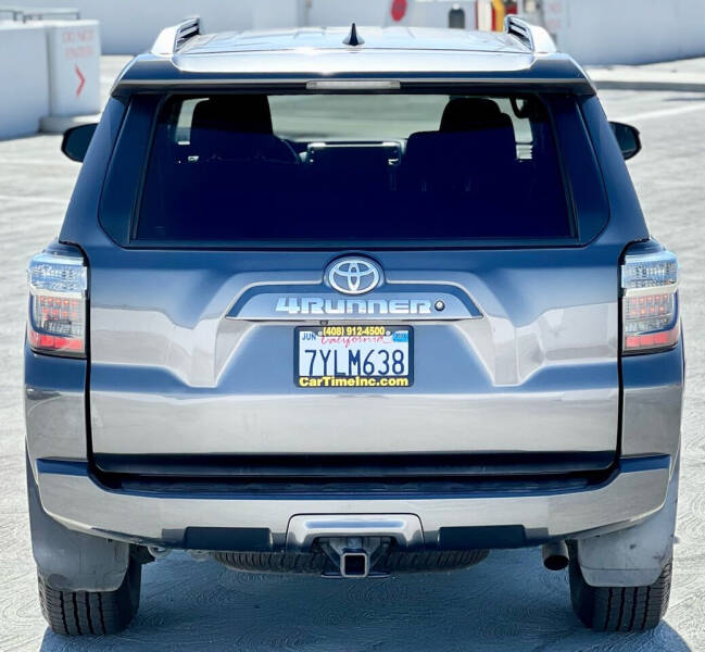 2017 Toyota 4Runner SR5