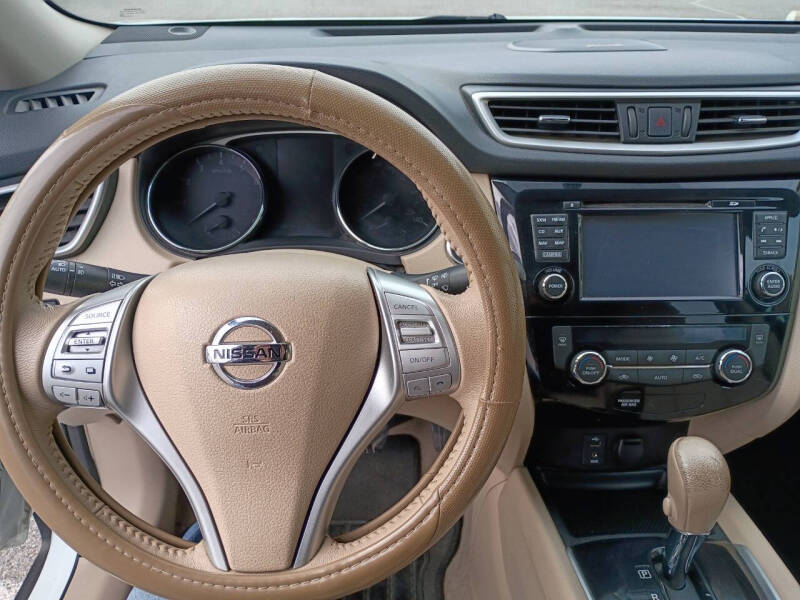 2015 Nissan Rogue SL