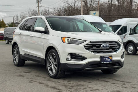 2022 Ford Edge Titanium