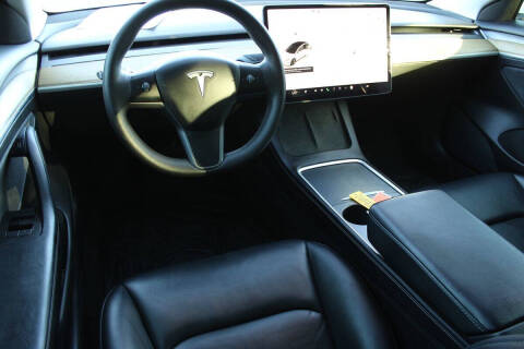 2021 Tesla Model 3 Standard Range Plus