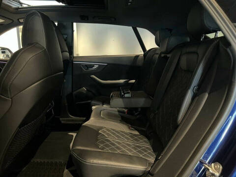 2022 Audi SQ8 4.0T quattro Prestige