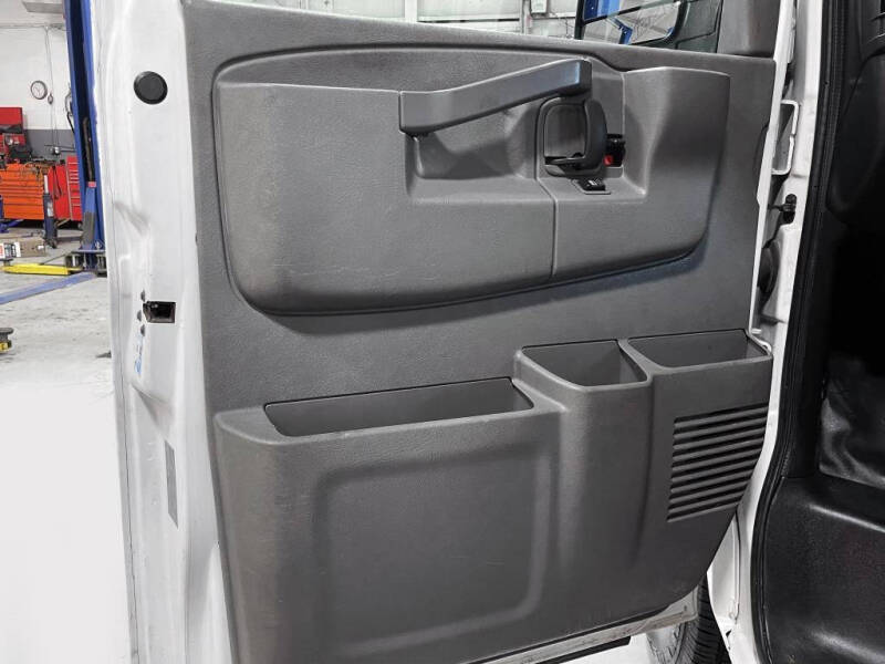 2019 Chevrolet Express 2500