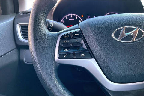 2020 Hyundai Accent SE