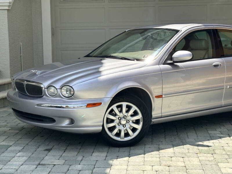 2003 Jaguar X-Type 2.5