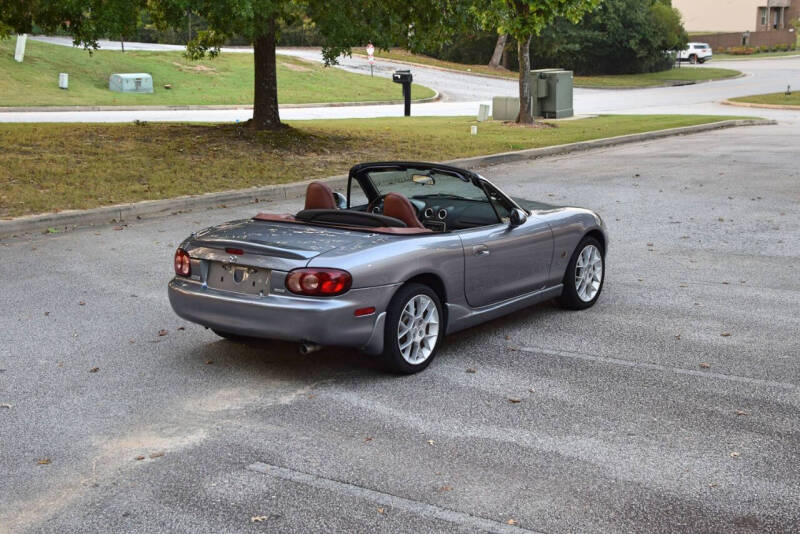 2002 Mazda Miata SE photo 21