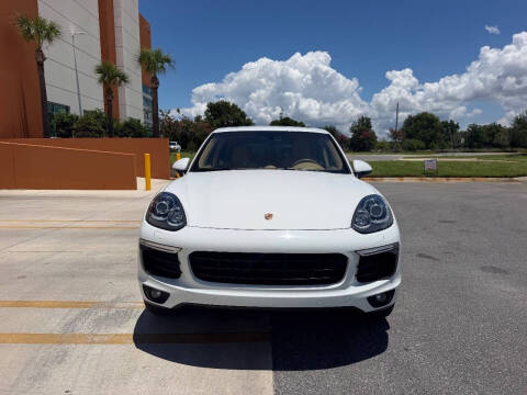 2017 Porsche Cayenne Platinum Edition