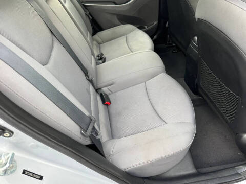 2012 Hyundai Elantra