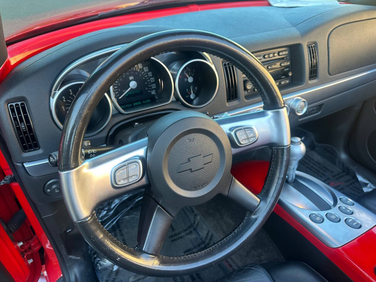2004 Chevrolet SSR 37