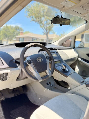 2011 Toyota Prius Two