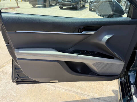 2018 Toyota Camry SE
