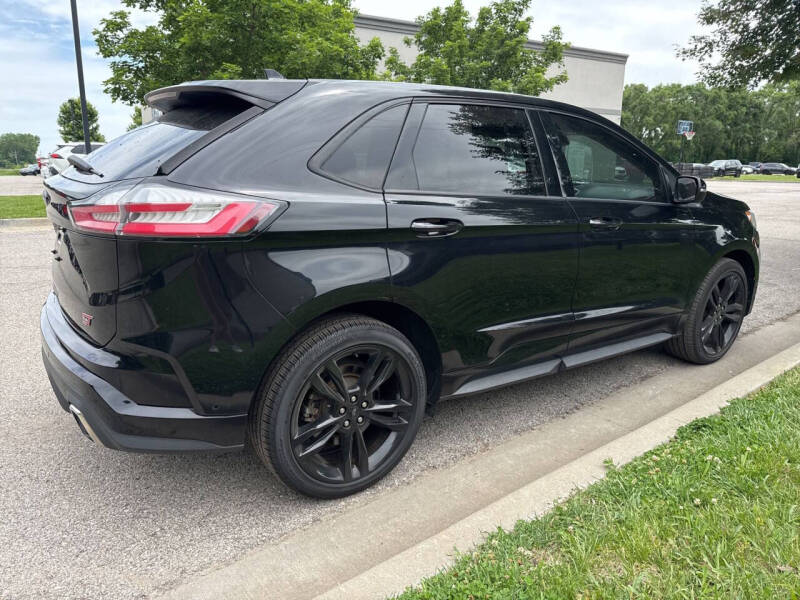 2020 Ford Edge ST