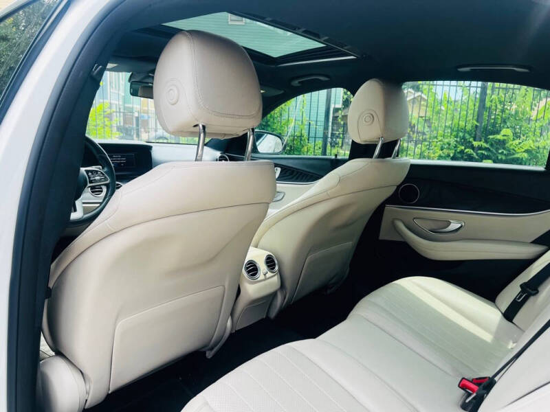2019 Mercedes-Benz E-Class E 300