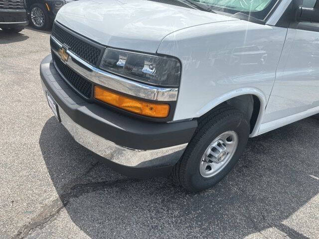 2026 Chevrolet Express 2500