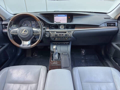 2016 Lexus ES 350
