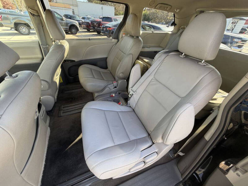 2015 Toyota Sienna