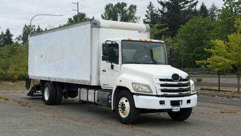 2012 Hino 338