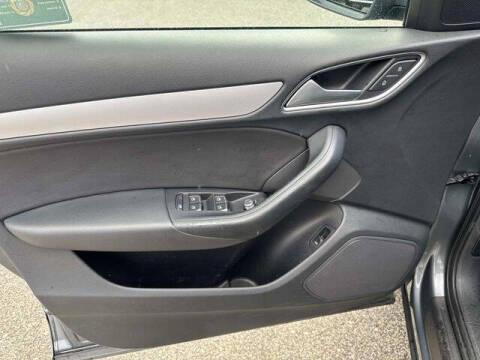 2017 Audi Q3 2.0T Premium