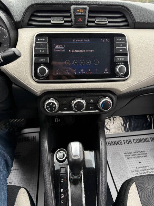 2021 Nissan Versa SV