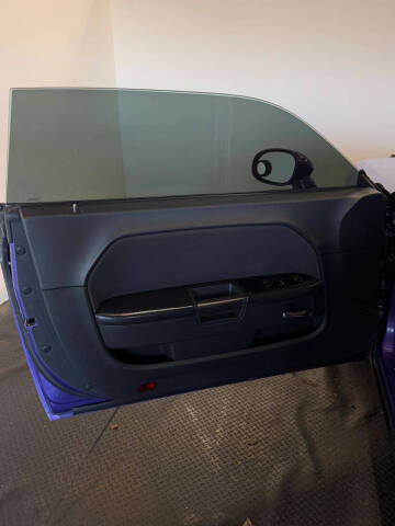 2014 Dodge Challenger SRT8 Core