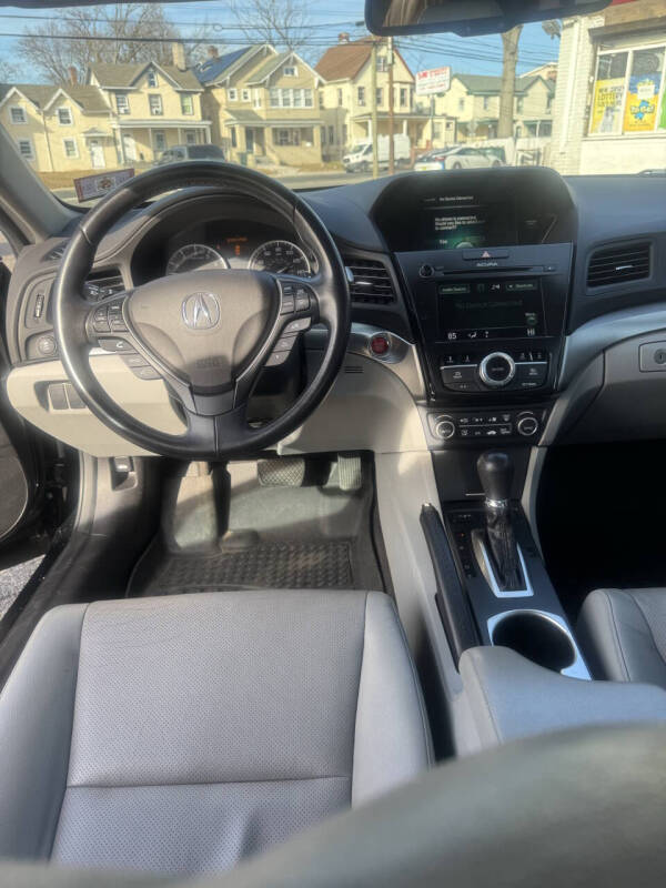 2017 Acura ILX w/Tech