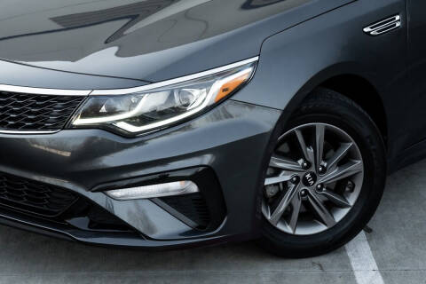 2020 Kia Optima LX