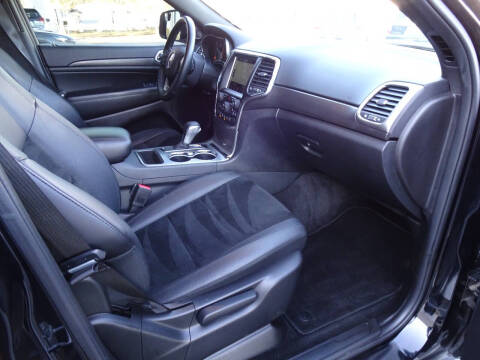 2018 Jeep Grand Cherokee Laredo E