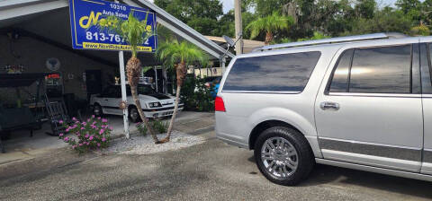 2010 Lincoln Navigator L