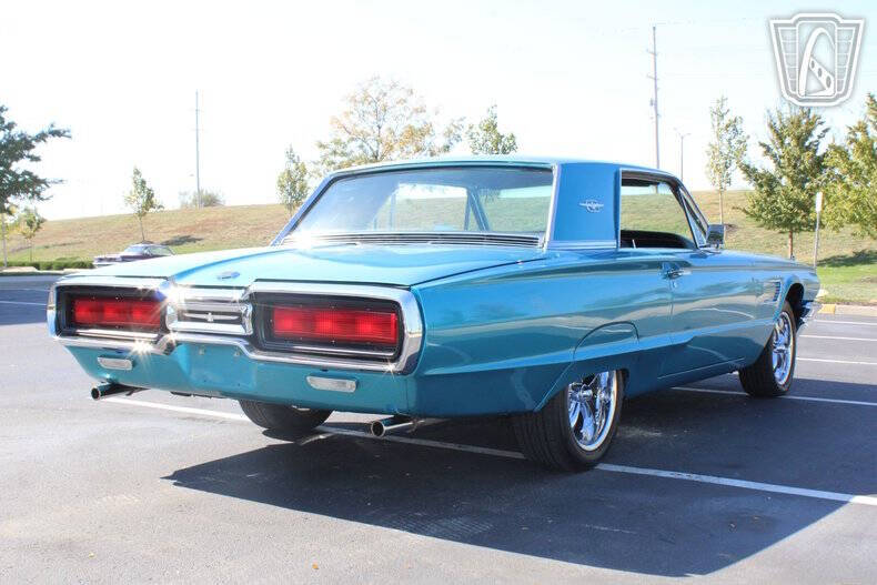 1965 Ford Thunderbird