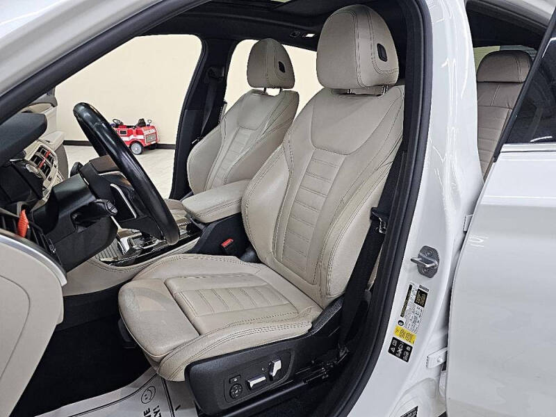 2020 BMW X4 xDrive30i