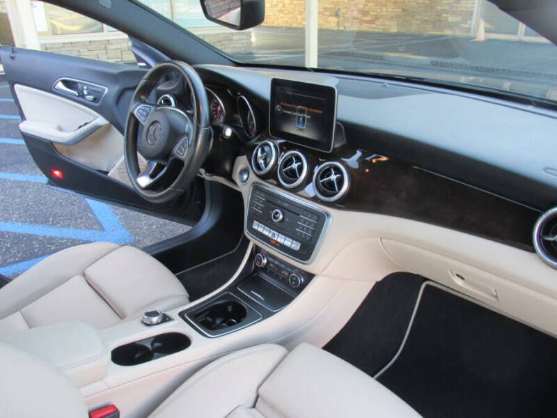 2017 Mercedes-Benz CLA CLA 250 4MATIC