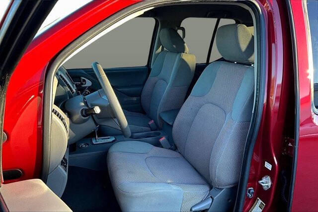 2021 Nissan Frontier SV