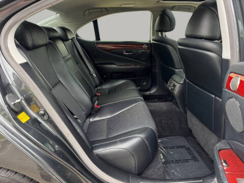 2007 Lexus LS 460