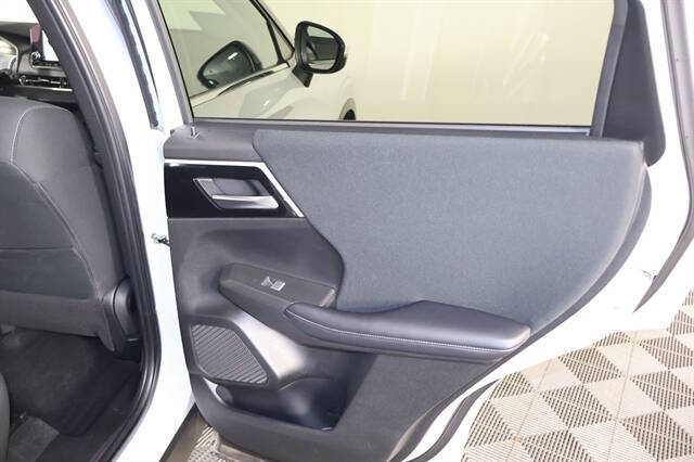 2024 Mitsubishi Outlander ES