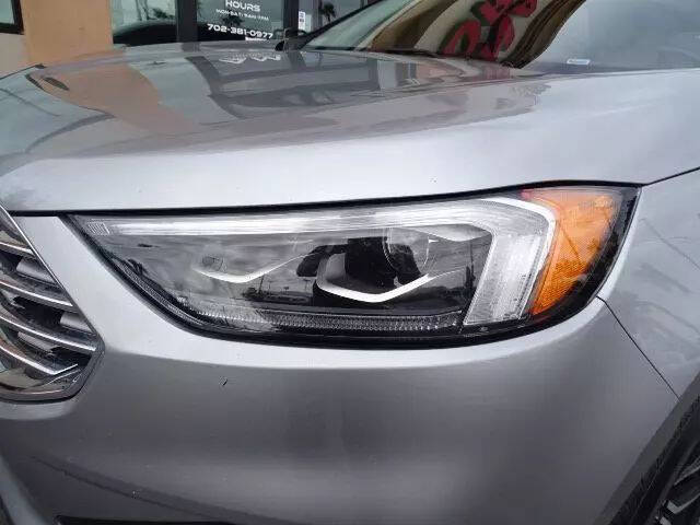 2020 Ford Edge Titanium